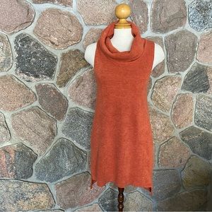 🍊Papillon burnt orange sleeveless tunic top or mini dress.